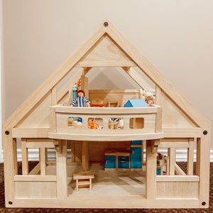 Plan Toys Dollhouse